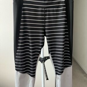 Athletic Works Black and White Leggings